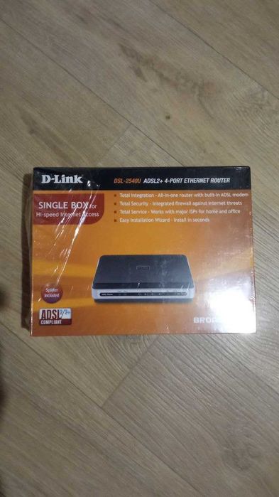 Маршрутизатор роутер  D-Link DSL-2540U.  Переходник на 4 компьютера