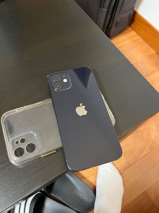 iPhone 12   64gb