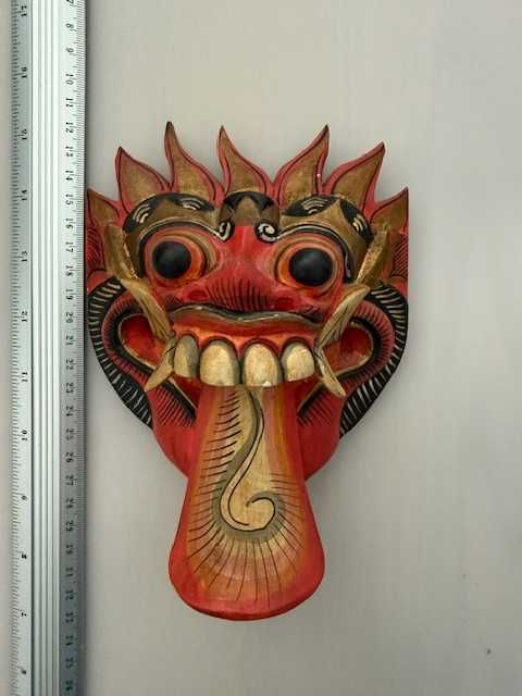 Máscaras africanas e outros países