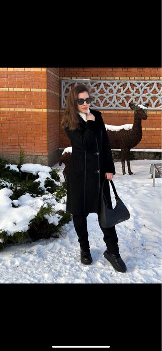 Жіноча чорна дублянка розмір М (маломірить підійде на S)