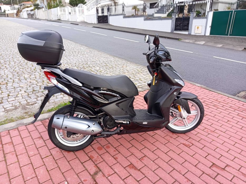 Scooter Kymco Agility (como Nova)