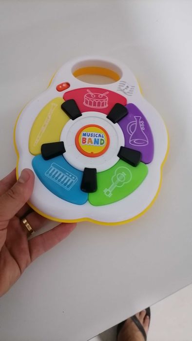 Brinquedos bebé (quatro diferentes)