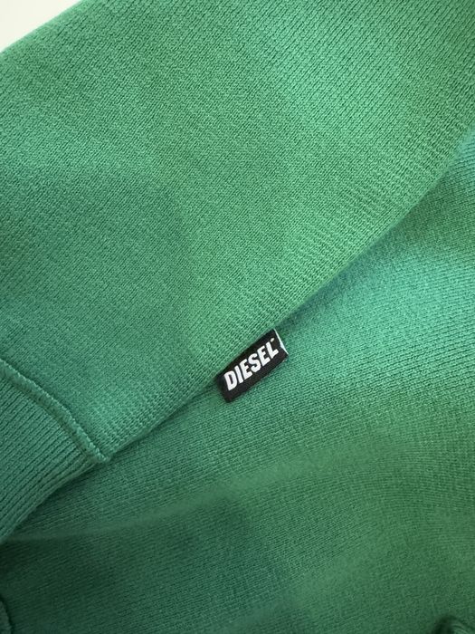 Свитер Diesel.