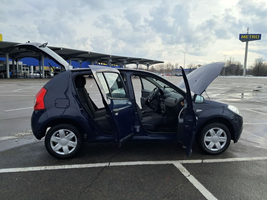 RENAULT Dacia SANDERO 2011р. Бензин  Пробег- 140т.км ГЕРМАНИЯ ОБСЛУЖЕН