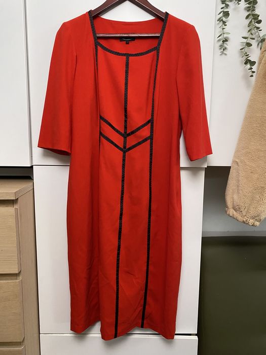 Pima r 38 piekna czerwona sukienka z ozdobnymi paskami