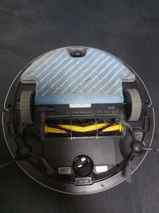 Миючий робот-пилосос Ecovacs Deebot OZMO 900 White