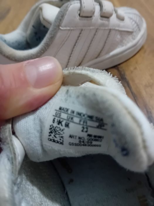 Sapatos para menino