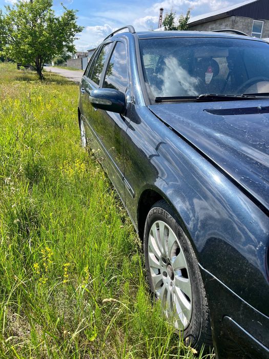 Mercedes-Benz C220 CDI (W203)