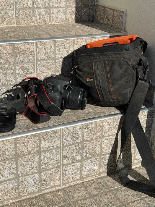Câmara Canon mais antiga, perfeita para quem está a começar.