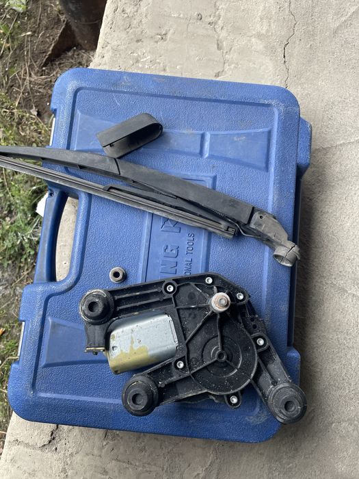 Дворнік сітроен с4