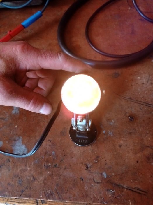 Zabytkowa lampka samolotowa kabinowa