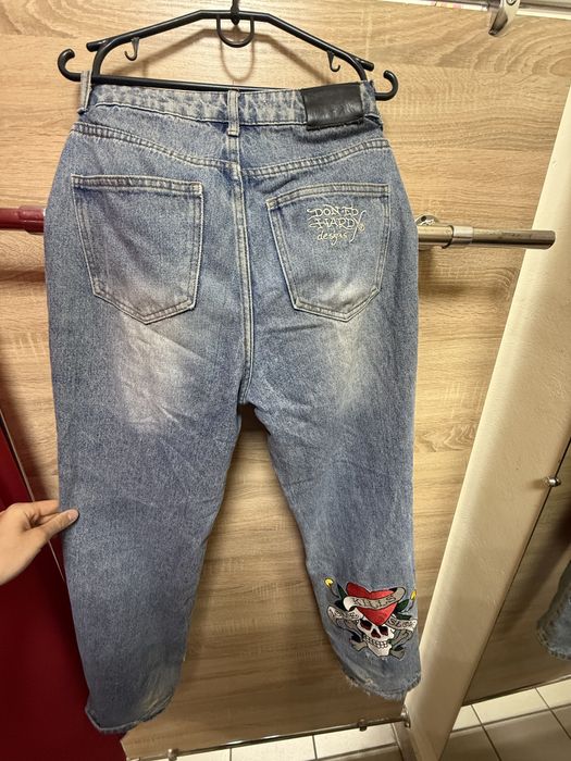 Джинси EdHardy..