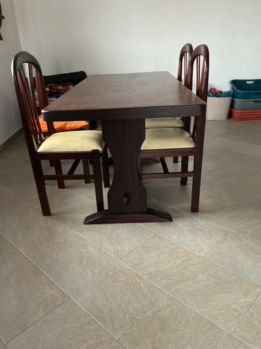 Mesa madeira maciça