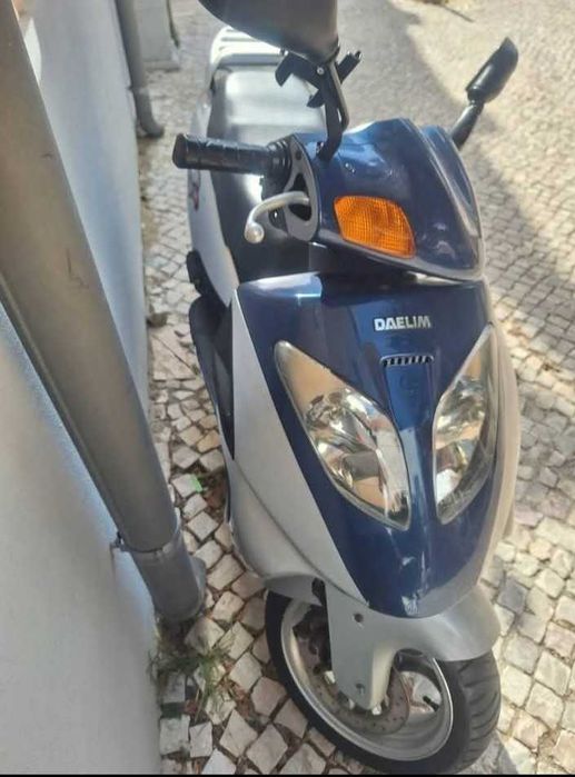 Moto Daelim 125cc