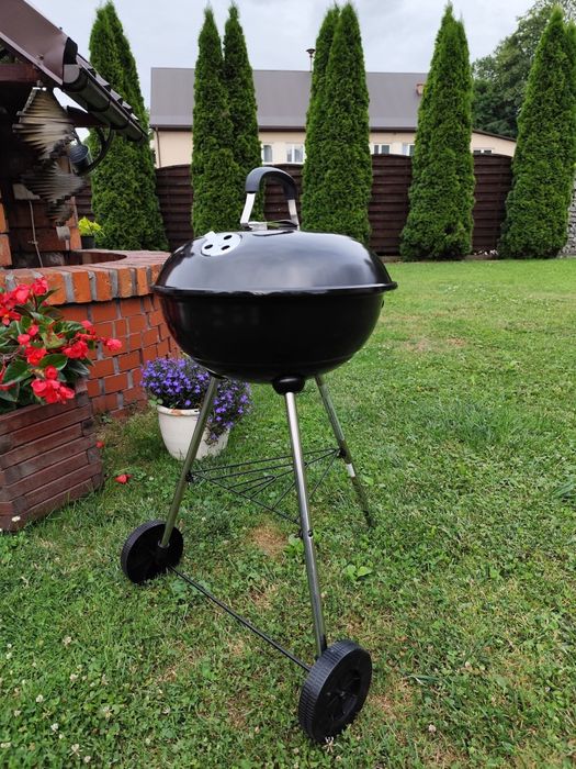 Grill ogrodowy  nowy solidny