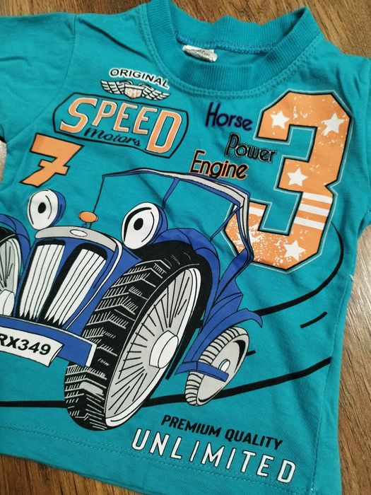 Koszulka, bluzka dla chłopca R.74 auto zieleń