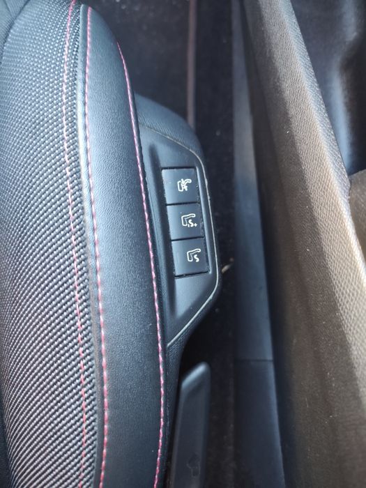 Peugeot 308 SW — fotografia 10