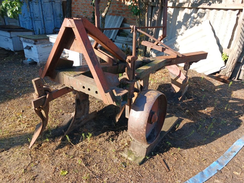 Плуг  плн   3-35