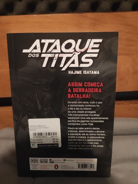 Attack on Titan volumes 1 e 2 em português