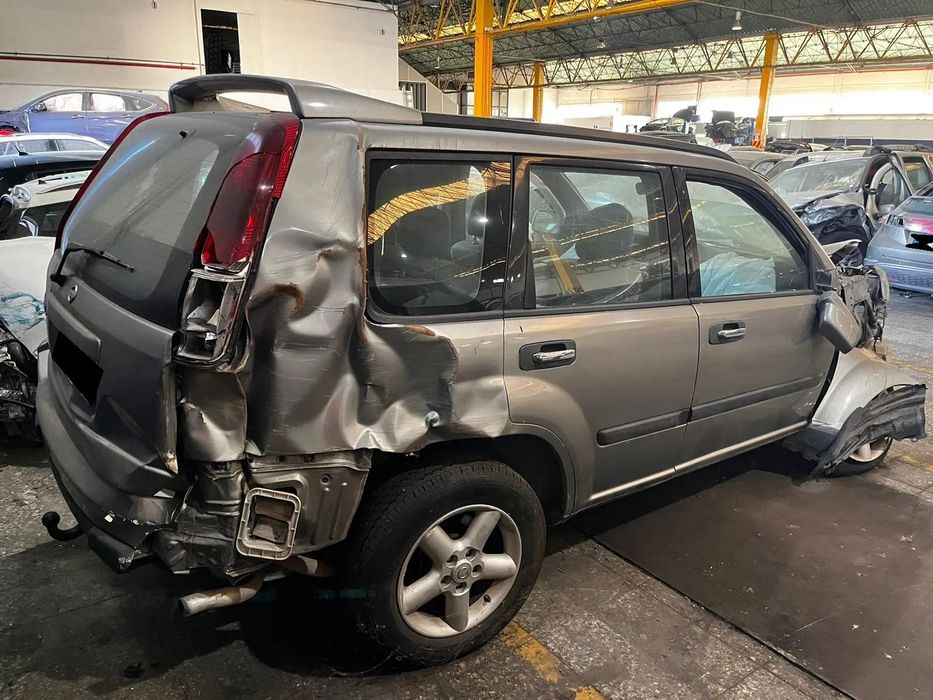 Nissan X-Trail I 2.2 DI de 2005 para peças