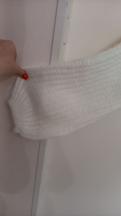 Piękny sweter dzwonek śmietankowy uni s m l xl nowy Włochy