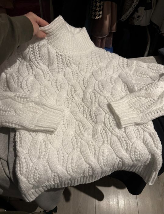 Sweterek damski Bialy