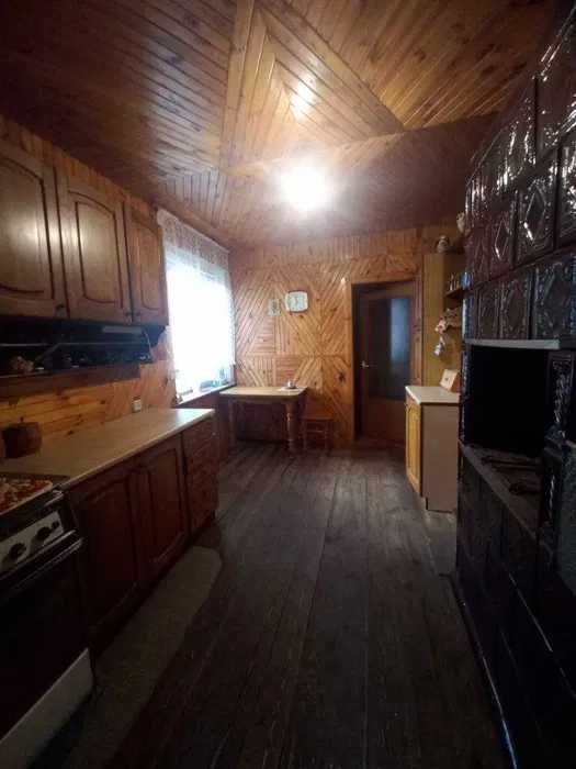 Продам приватний будинок с. Дзвінкове.Гараж,колодязь,альтанка,газ