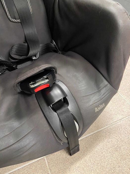 Cadeira Auto Bébé Confort Axiss (9-18kg) - Gira 90º - Instala c/ Cinto