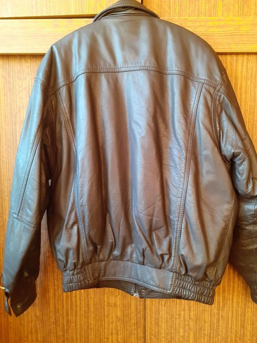 Шкіряні куртки,зимове пальто та туфлі