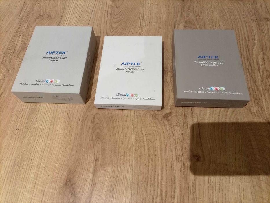 LED Projector and Windows PC Simultaneously64284271897473122