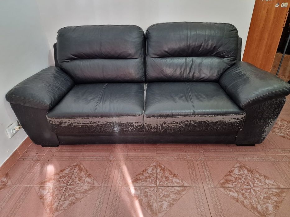 Sofá em pele para restaurar