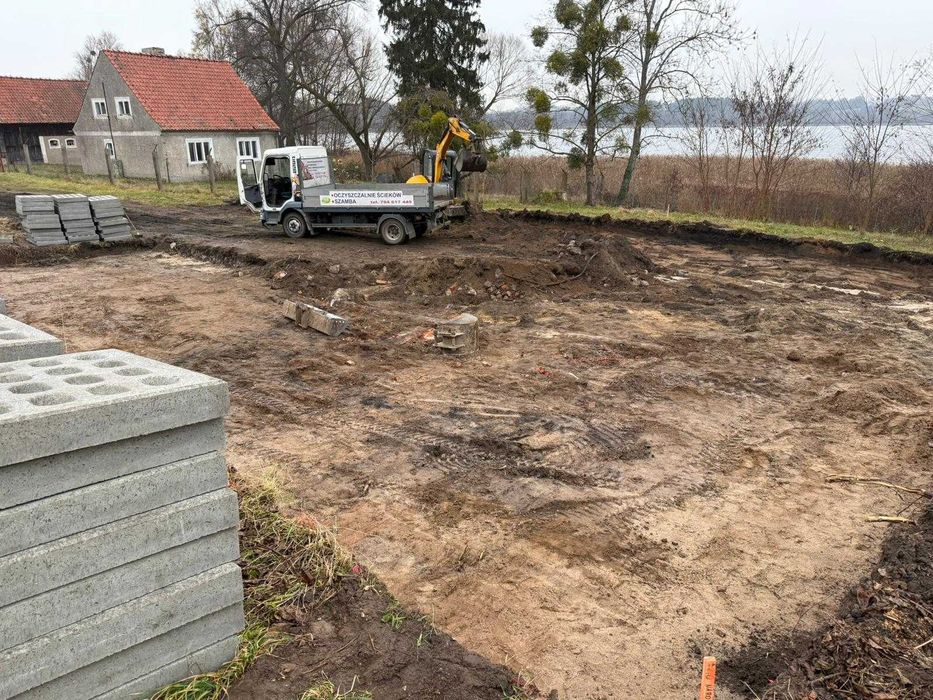 Koparka Kołowa Obrotowa 17t/ Minikoparka 6t i 3t / Wywrotki / Prace Zi