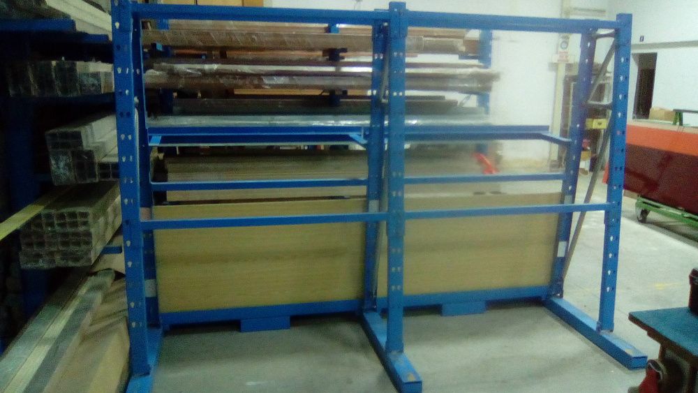 Estante Metalica Ohra - Perfis / Madeiras / Tubos