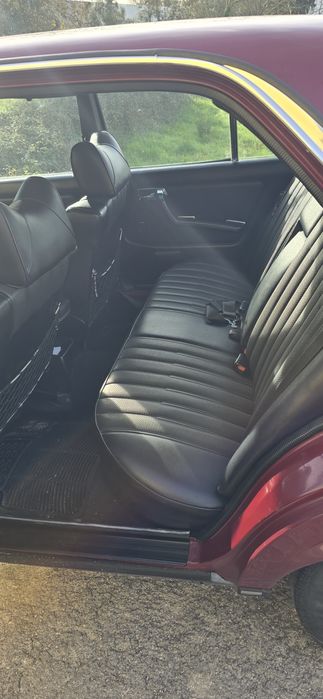 Mercedes Benz W123, 300 d