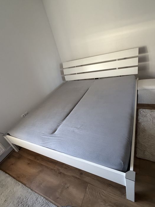 Łóżko plus 2x materac