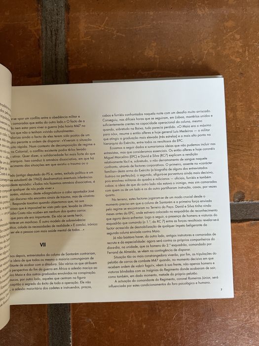 Livro de Alfredo Cunha e Adelino Gomes: os rapazes dos tanques
