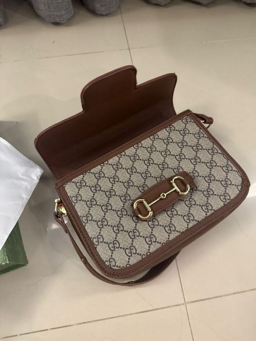 Mala tiracolo Gucci nova