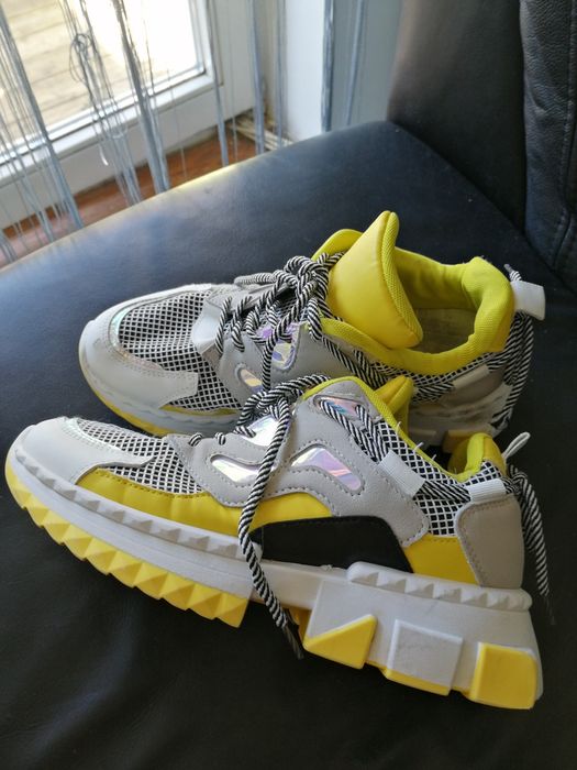 Buty fajne rozm39