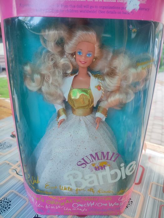 Вінтажна Barbie Summit Doll, 1990, у пакуванні
