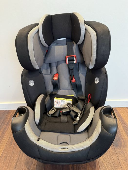 Автокрісло evenflo symphony dlx aahland gray