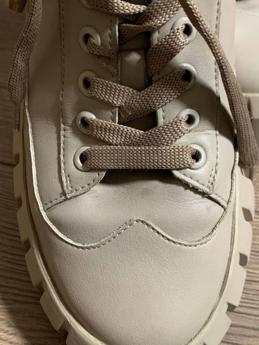 Жіночі шкіряні туфлі-кеди