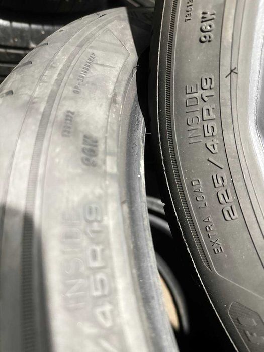 Шини б/у ЛІТО 225/45 R19 Goodyear Eagle F1 70% комплект R19 EA16-22