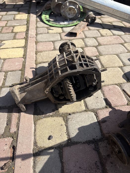 Продам два передніх моста (Нива)