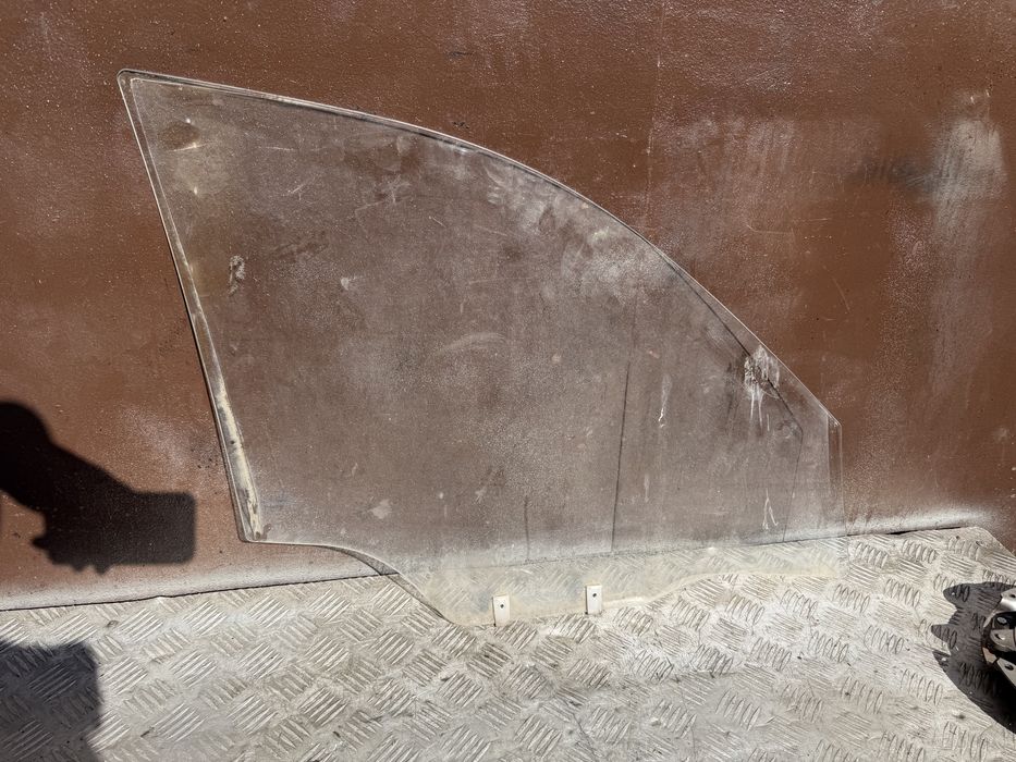 Стекло водителя Део ланос daewoo lanos год 11 пробег 47 тыс