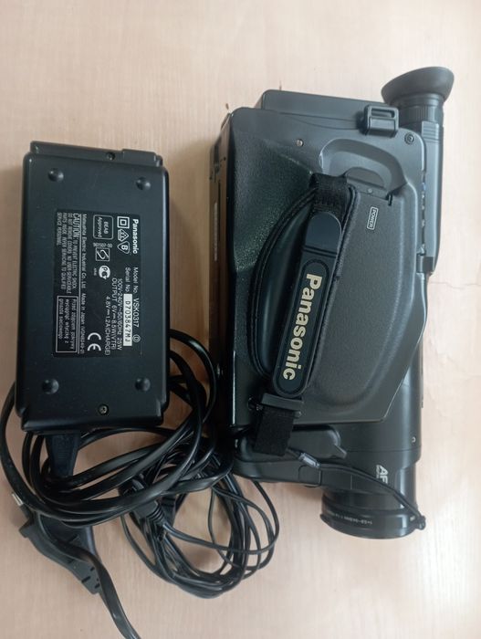 Відеокамера Panasonic NV-RX10EN