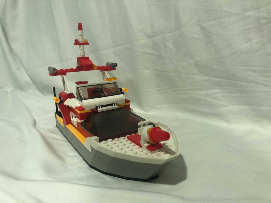 LEGO Navio Bombeiros
