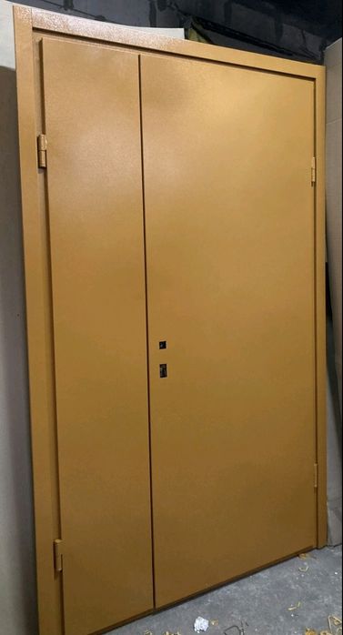 Входные металлические двери полуторные/ Нестандарты/ Доставка