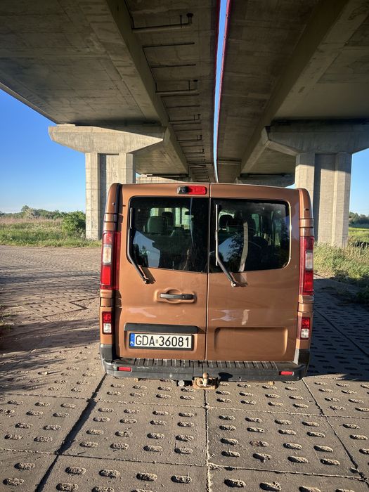 Renault trafic 2015 1,6 9 osob
