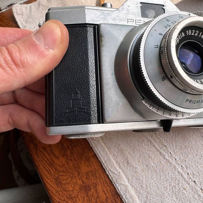 Kultowa PENTONA (DDR) z obiektywem Meyer-Optik Trioplan 3.5/45