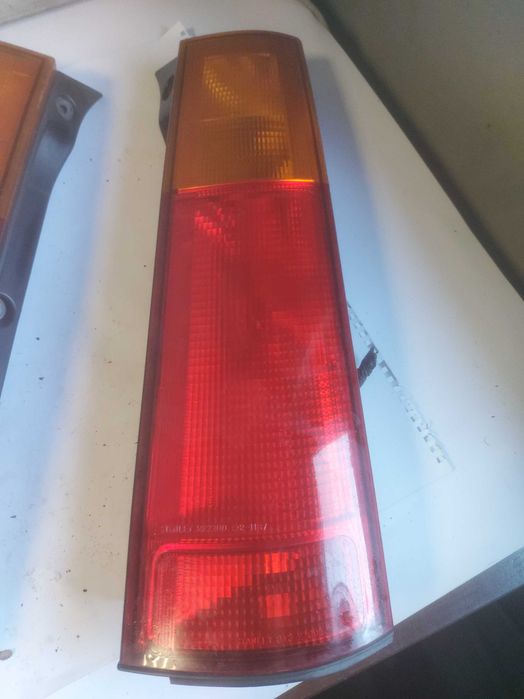 Honda CR-V, Lampa tylna, prawa OE: 043.220